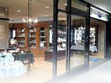 HDC大阪梅田店