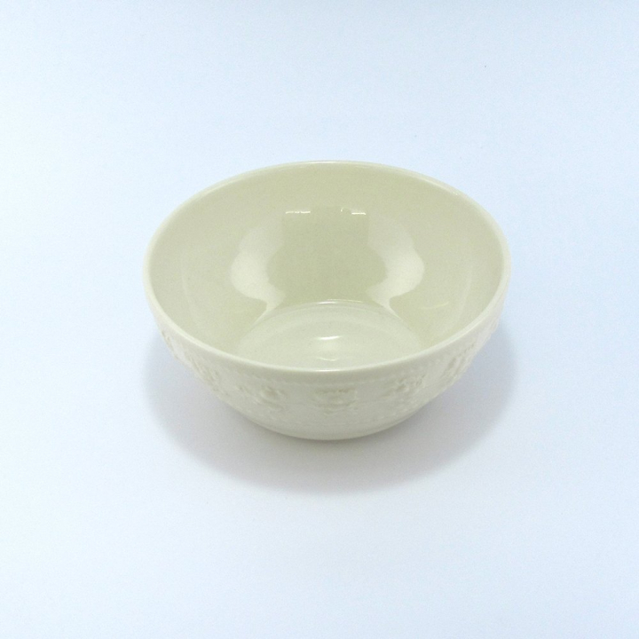 【倉庫取り寄せ商品】ウェッジウッド フェスティビティ・アイボリー ボール15cm