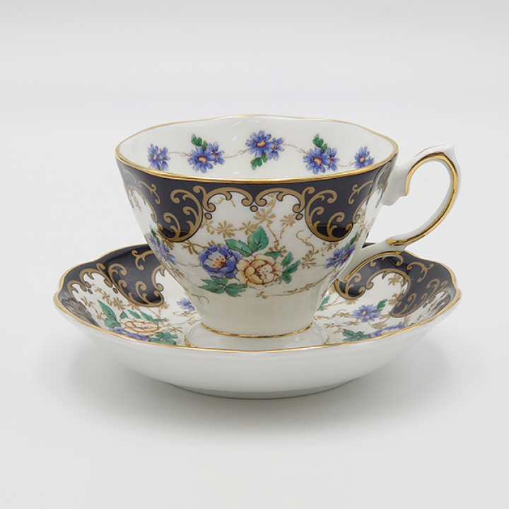 【倉庫取り寄せ商品】ロイヤルアルバート 100周年記念ティーフォーワンセット1910年代 ダッチェス