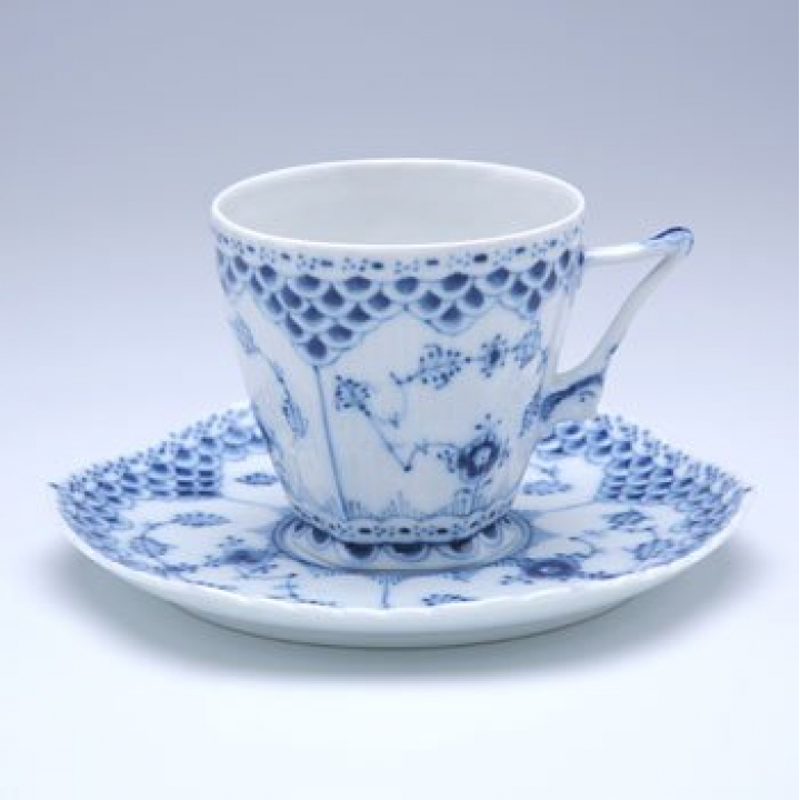 【店舗取り寄せ商品】ロイヤルコペンハーゲン ブルーフルーテッドフルレース コーヒーカップ&ソーサー 1017226（1 103 068）